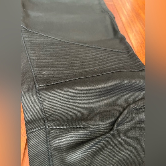 Armani Exchange size 4 waxed jeans cuff zippers - Picture 11 of 11